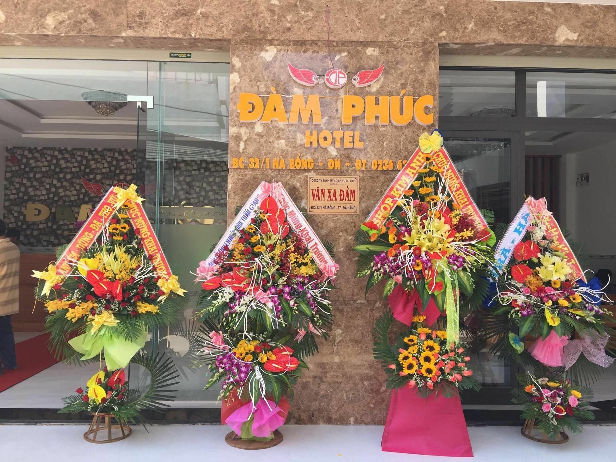 ホテル Khach San Dam Phuc ダナン市 エクステリア 写真